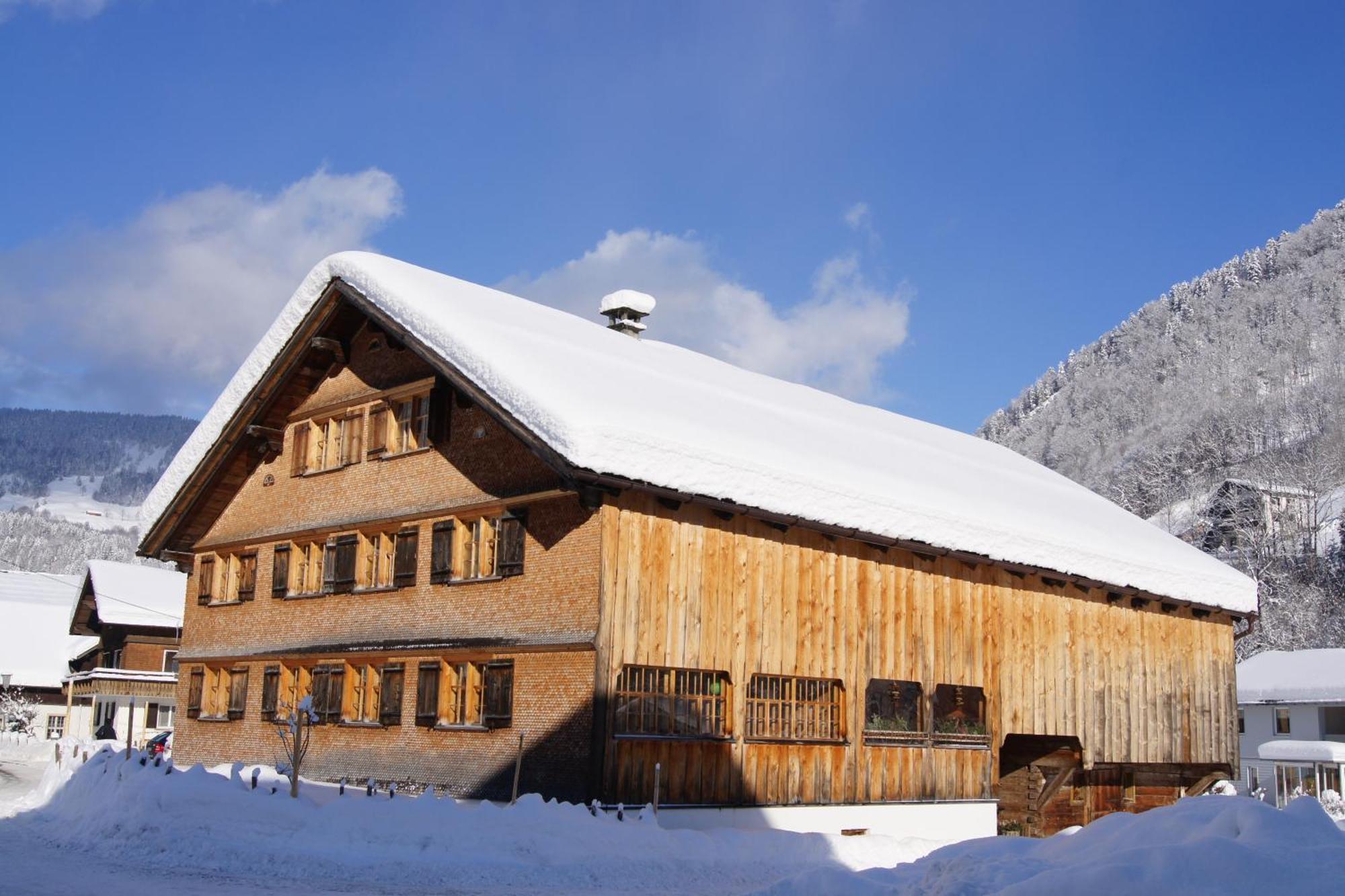 Hotel Naze'S Hus Mellau Exterior foto